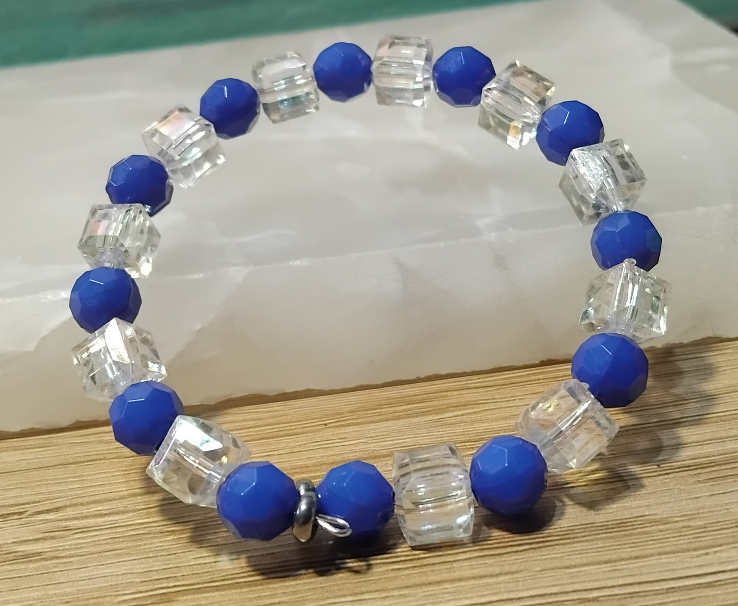 JF Unique Blue Sparkling Crystal Glass Bracelet