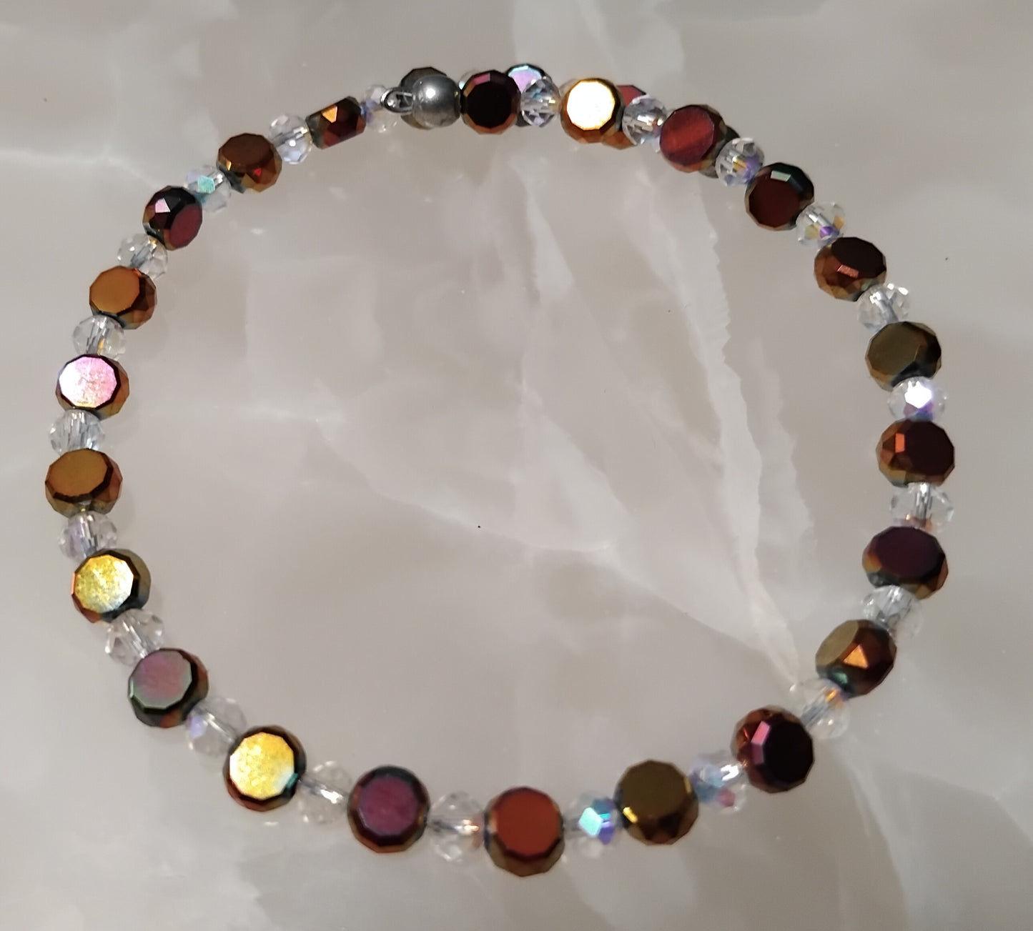 JF VIBRANT ROUND CRYSTAL BRACELET