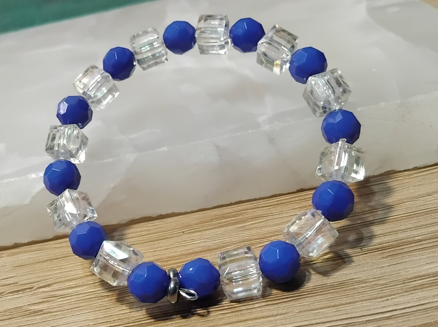 JF Unique Blue Sparkling Crystal Glass Bracelet