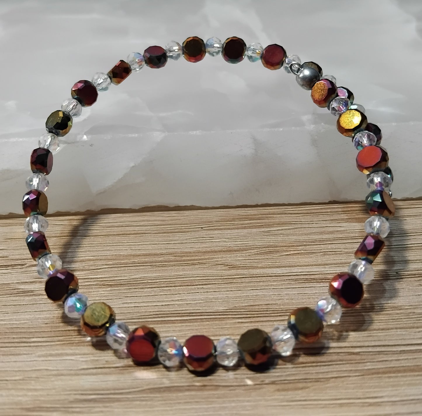 JF VIBRANT ROUND CRYSTAL BRACELET