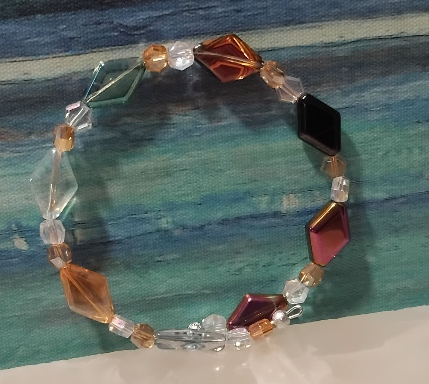 JF AUSTRIAN CRYSTAL GLASS BRACELET